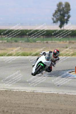 media/May-25-2025-Lets Ride (Sun) [[0ff033e448]]/B Group/1120am (Grapevine)/